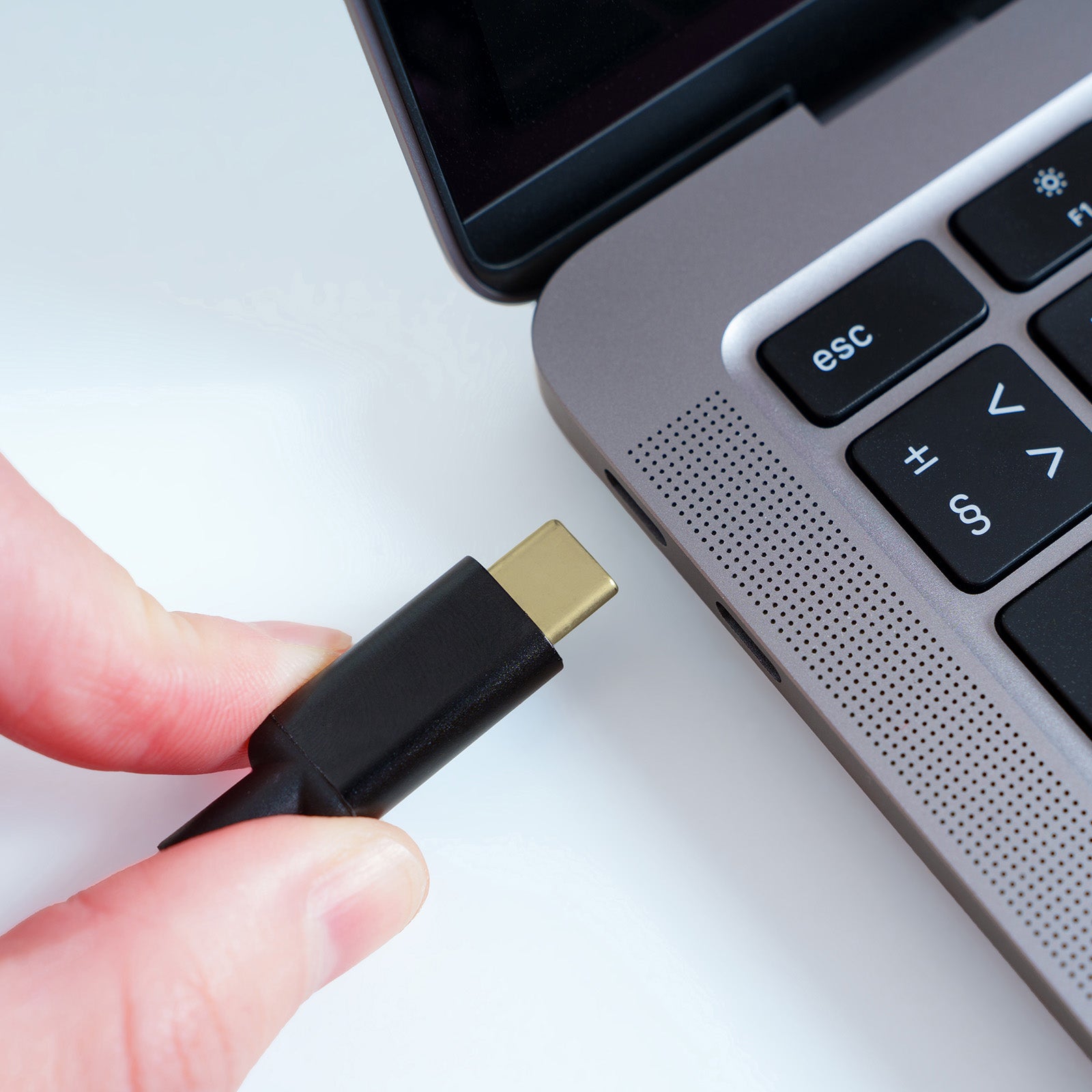 Antsig 2m USB-C To HDMI Lead