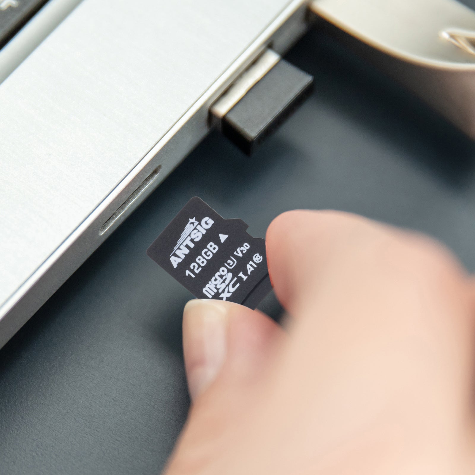 Antsig 128GB Micro-SD Card